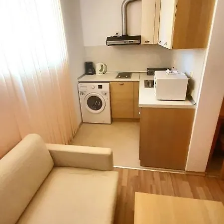 Apartmanhotel Corsica 3*