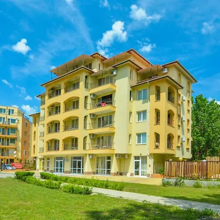 Corsica Apartmanhotel 3*